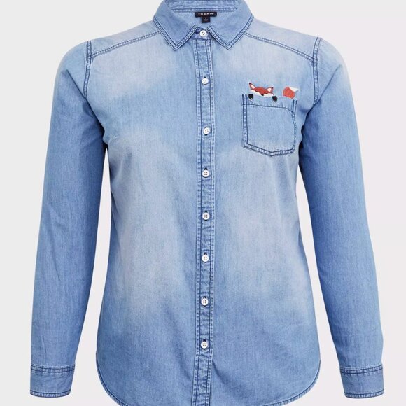 TORRID Taylor - Medium Wash Denim Fox Button Down Shirt - 1x - Picture 2 of 7